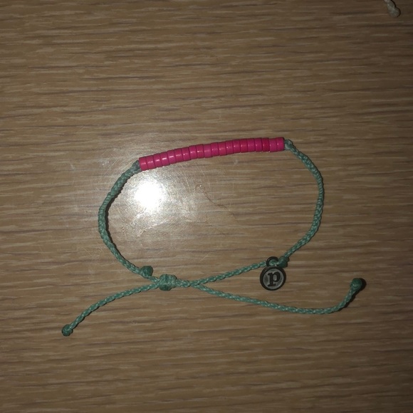 Pura Vida bracelet (not on website!!) - Picture 1 of 2